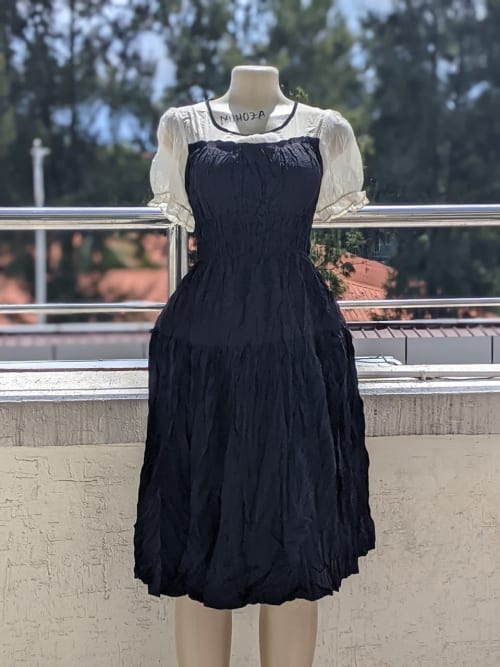 Black and Cream Colorblock Puff Sleeve Tiered Midi Dress