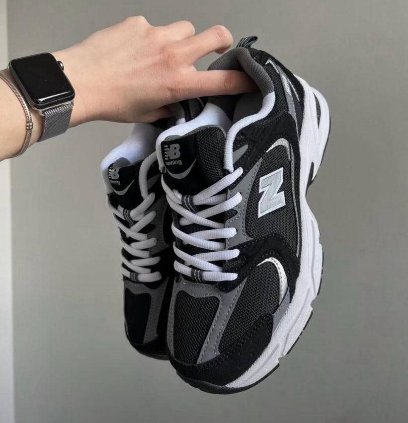 New Balance 530 sneakers