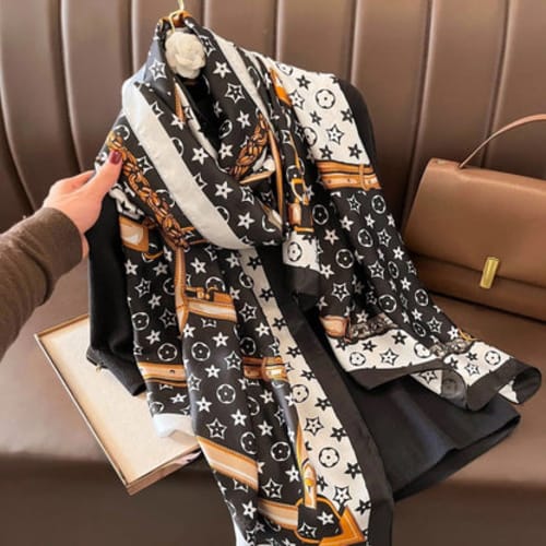 Scarf for girls and women (Large)